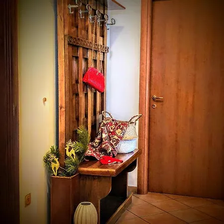 Iris Apartment, Parco Velino Sirente Διαμέρισμα *