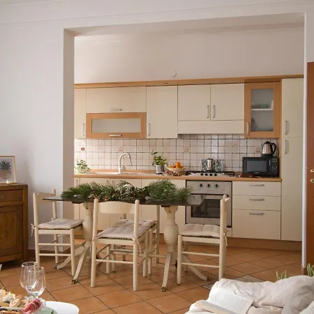 Apartament Iris Apartment, Parco Velino Sirente